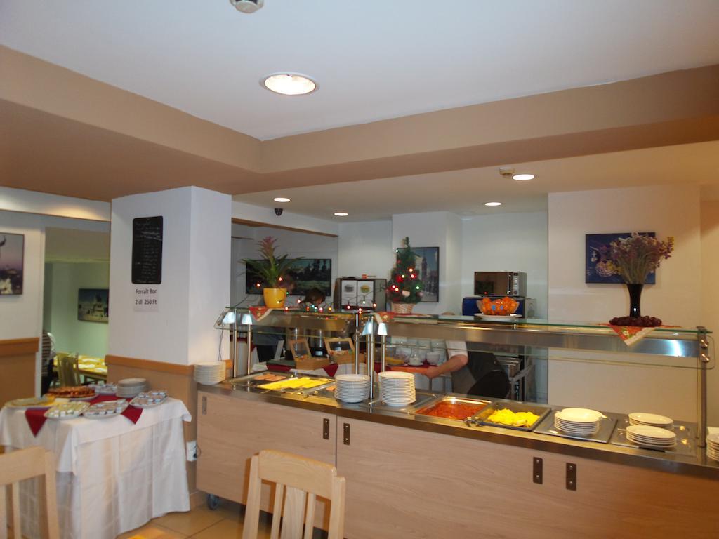 Hotel Pest Inn บูดาเปสต์ ภายนอก รูปภาพ